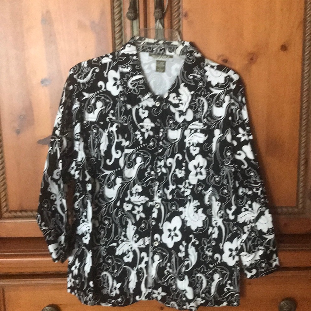 Woman’s blouse